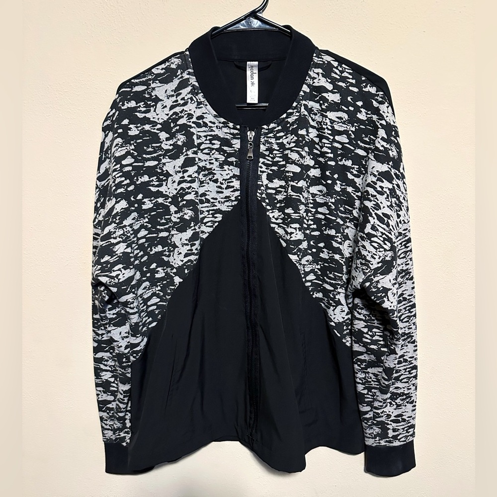 Kyodan Black & Grey Athletic Sporty Jacket with Full Zipper